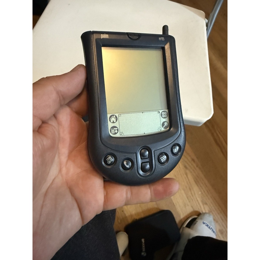 Palm M105 With Stylus ( No Power )